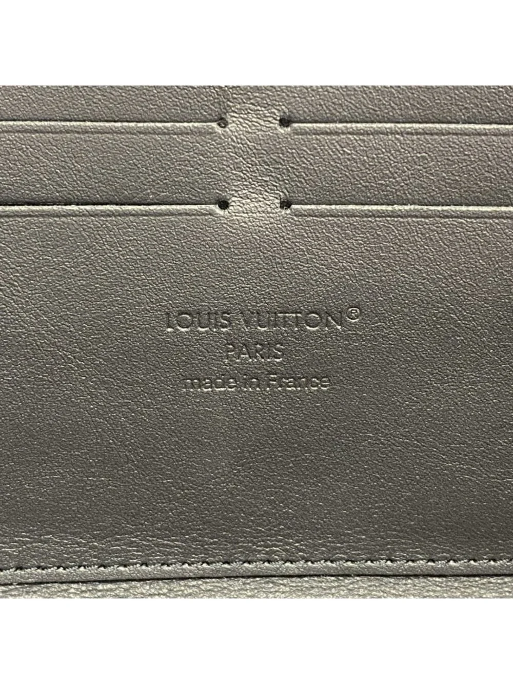Louis Vuitton Wallet Aerogram Zippy Horizontal Black